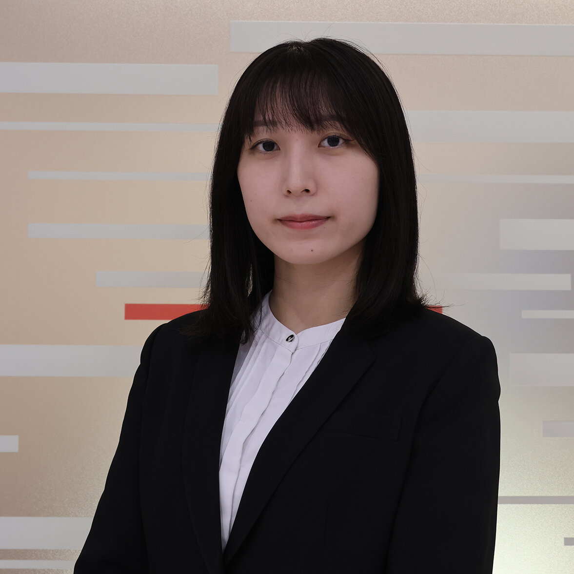 濱岡美緒.jpg