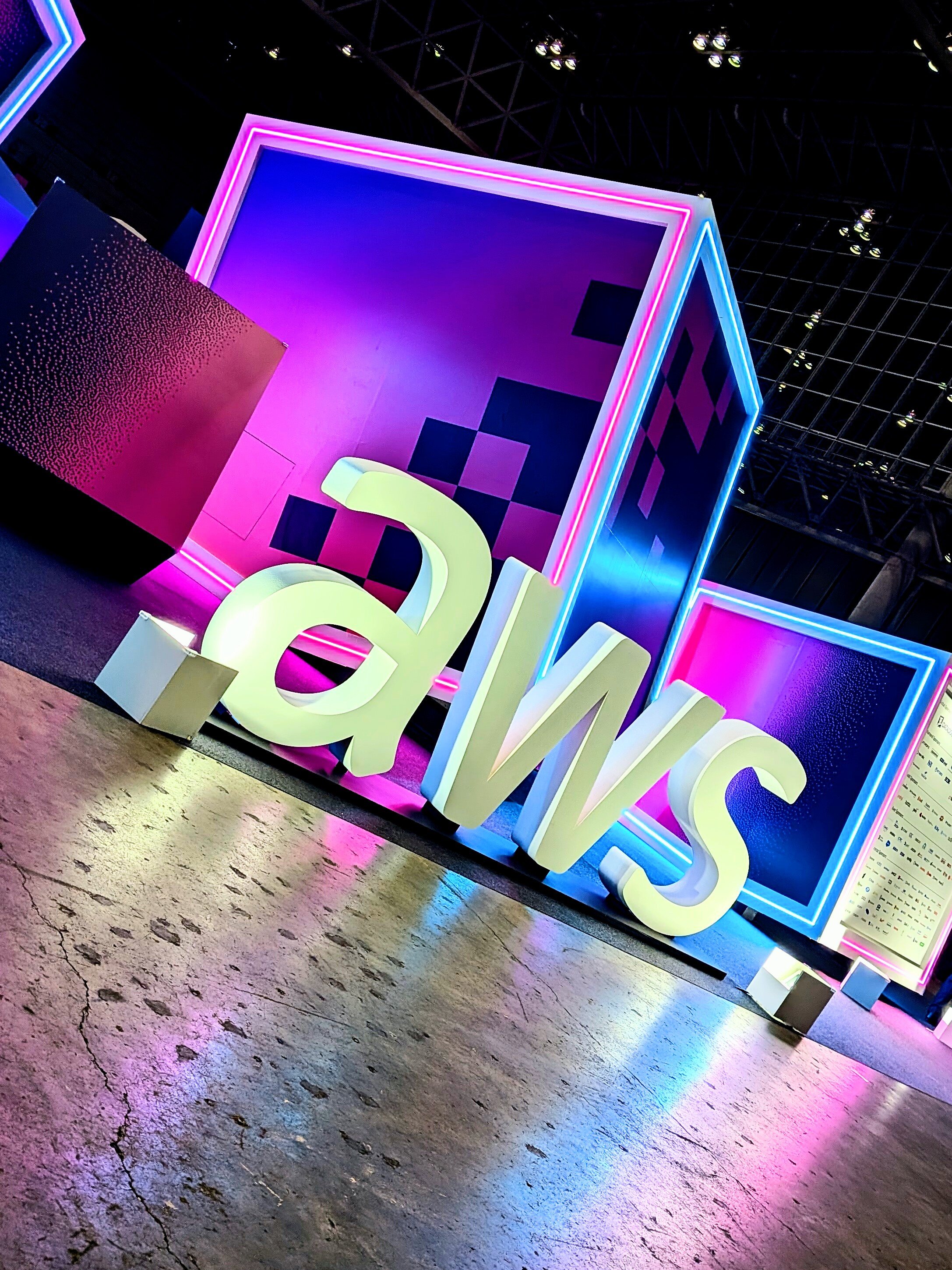 aws.jpg